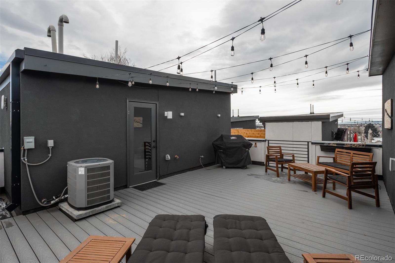 2939 W 23rd Avenue Unit: 2