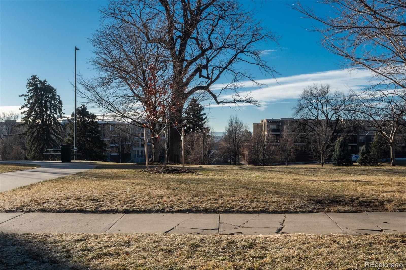 2939 W 23rd Avenue Unit: 2