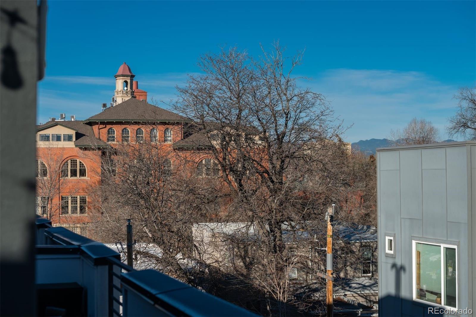 2939 W 23rd Avenue Unit: 2