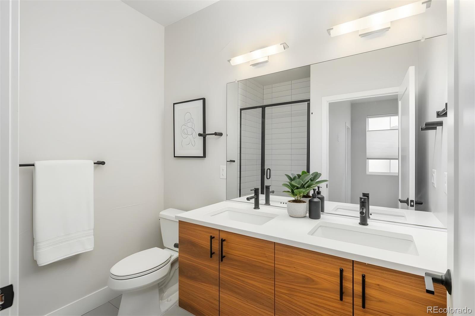 2939 W 23rd Avenue Unit: 2