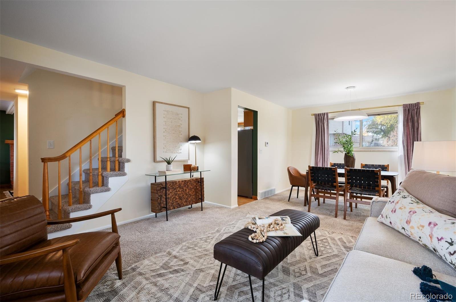 1633 S Holland Street