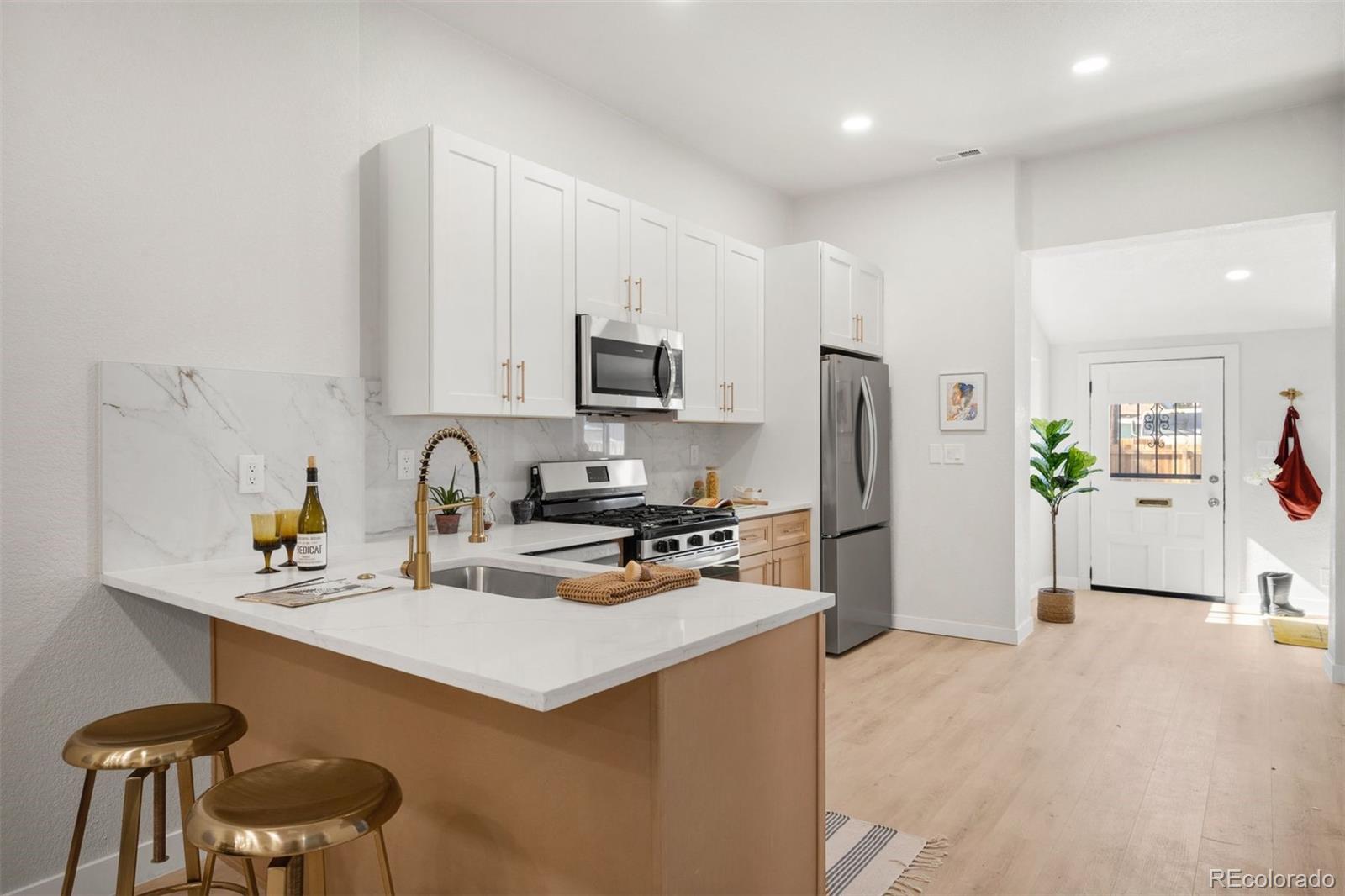 3435 N Marion Street