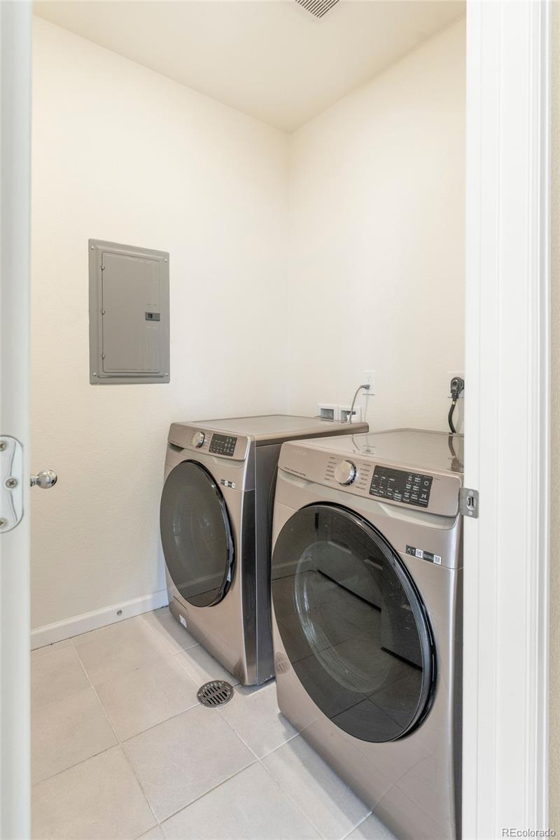 5755 S Buchanan Court Unit: E
