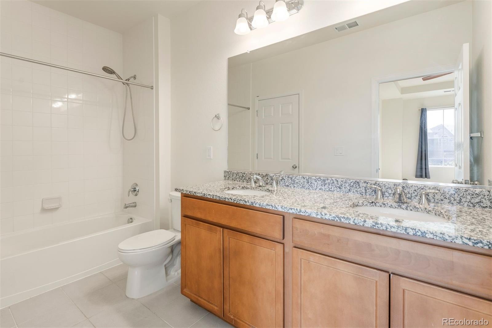 5755 S Buchanan Court Unit: E