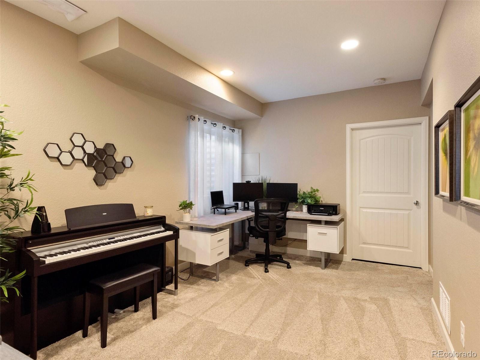 2820 Macon Way