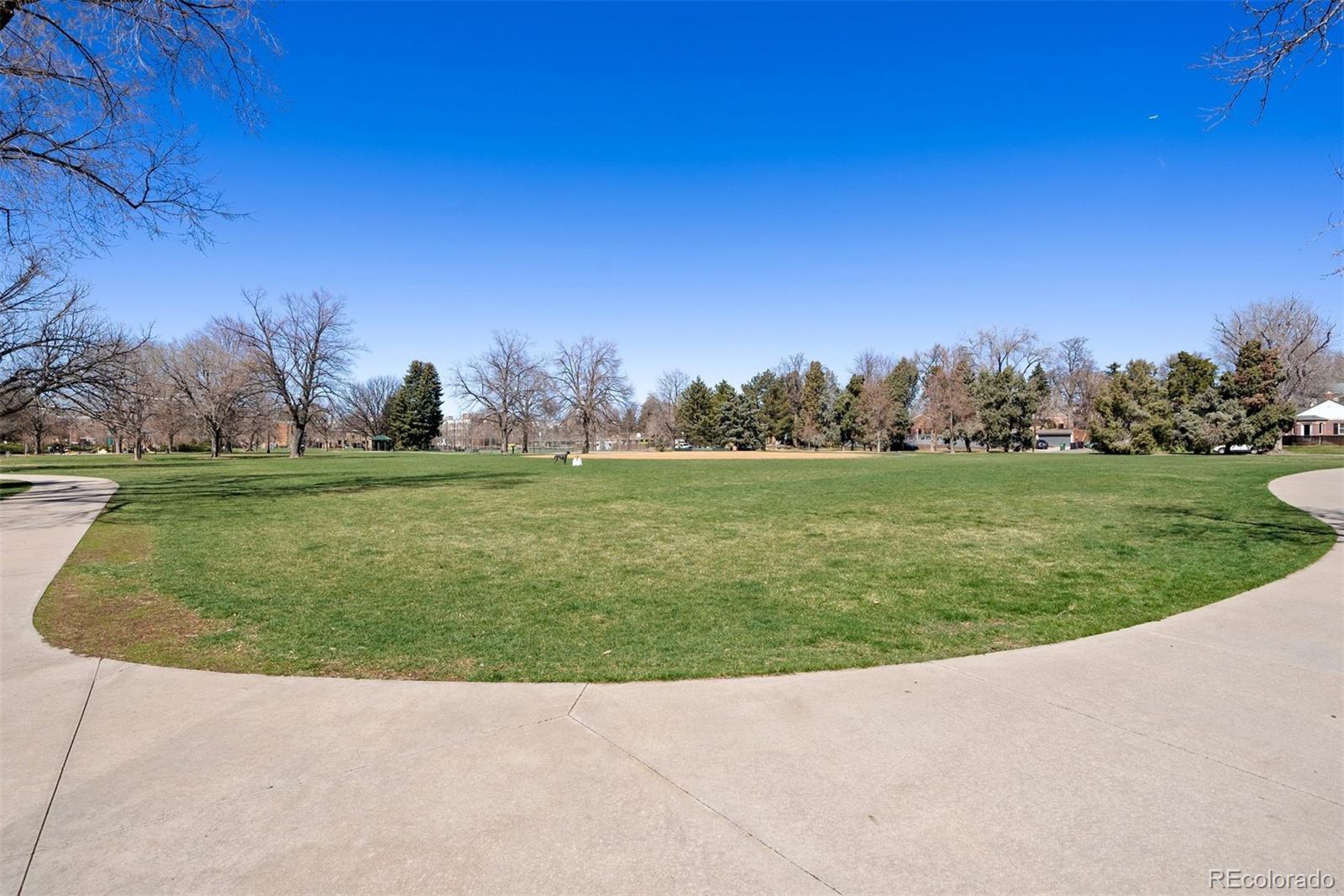 4905 Hale Parkway