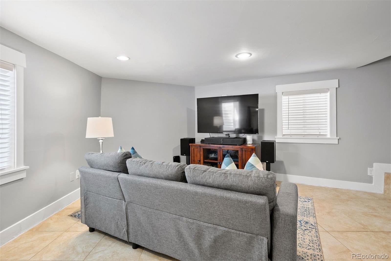 4905 Hale Parkway