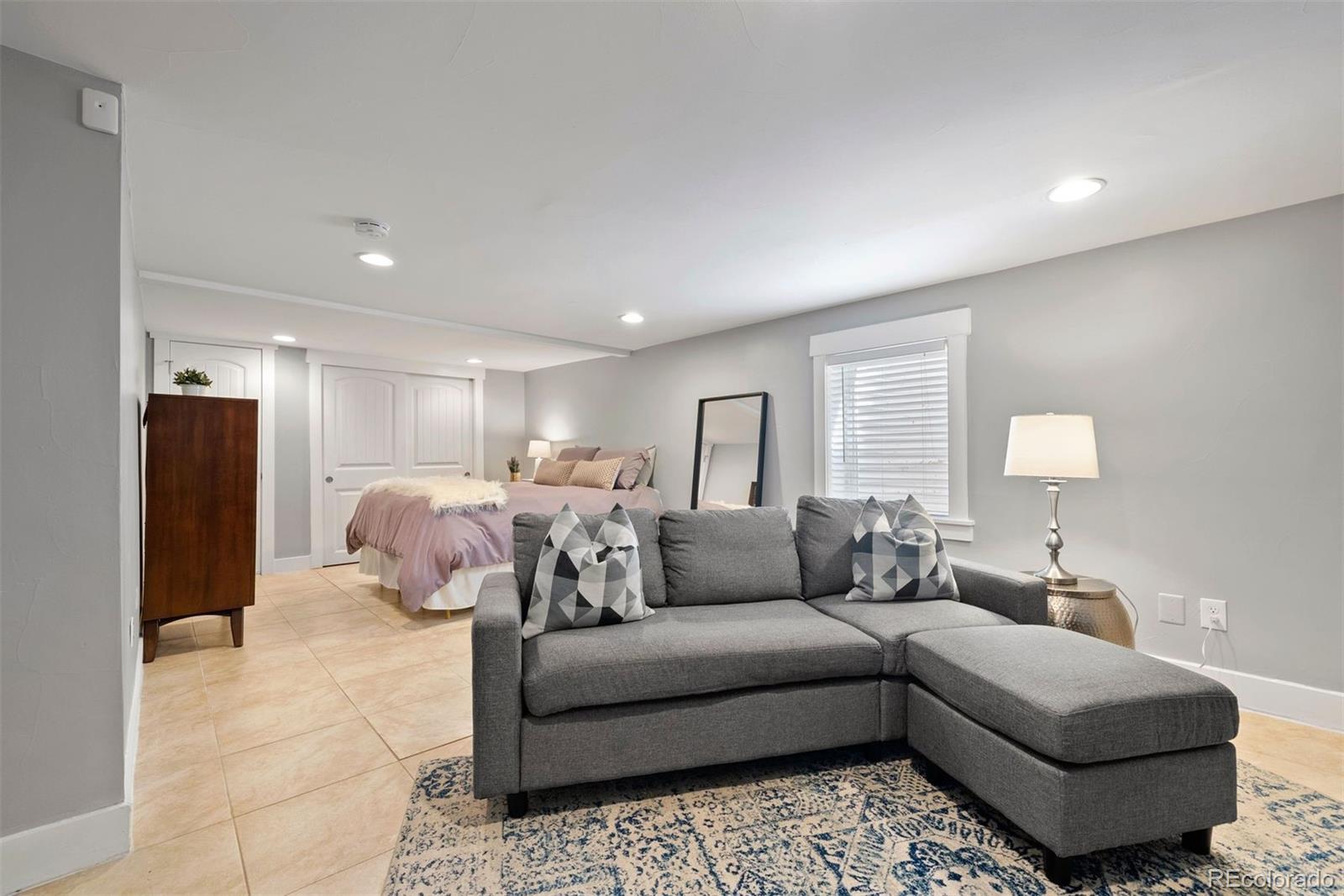 4905 Hale Parkway