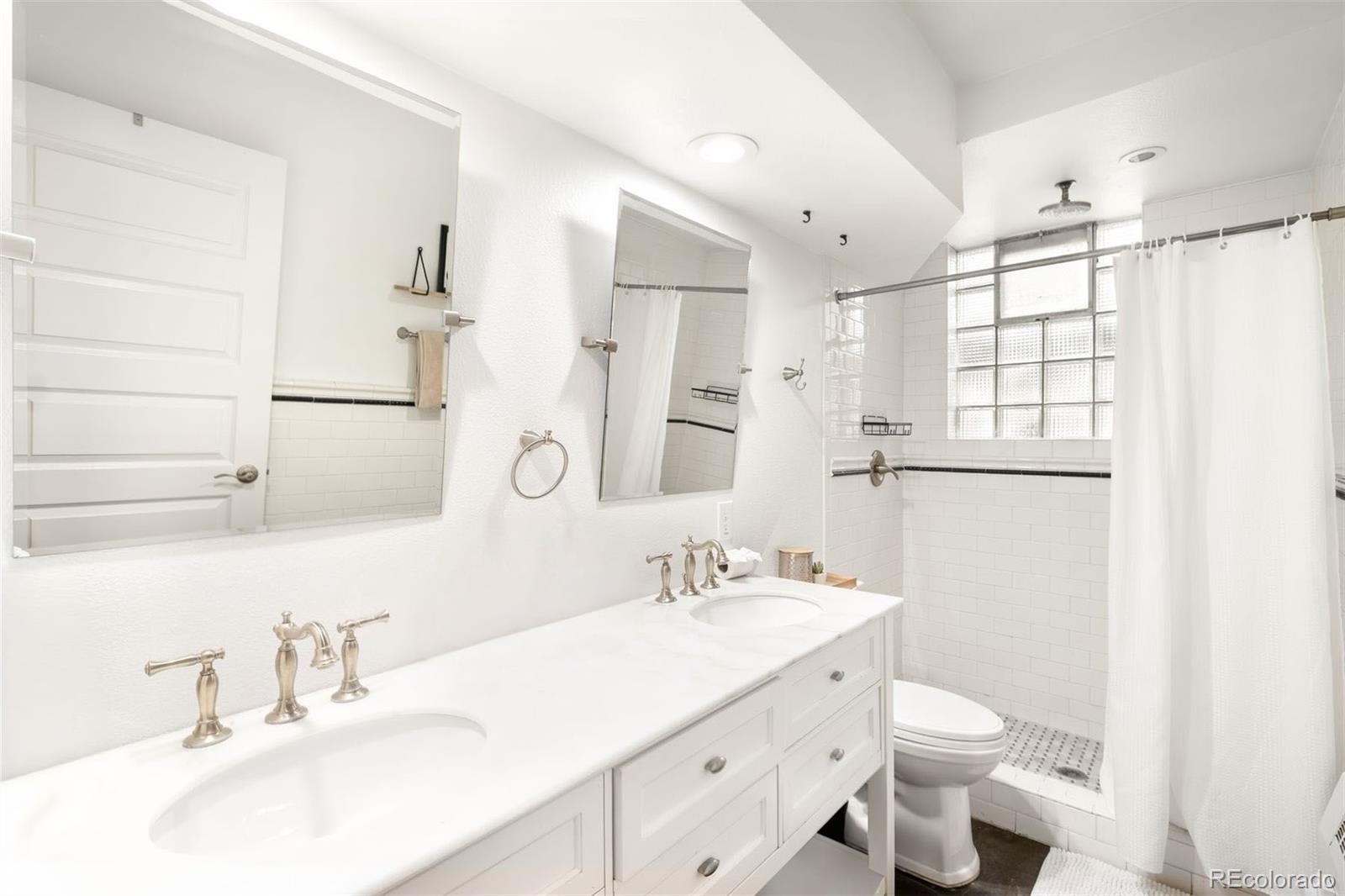 99 S Downing Street Unit: B2