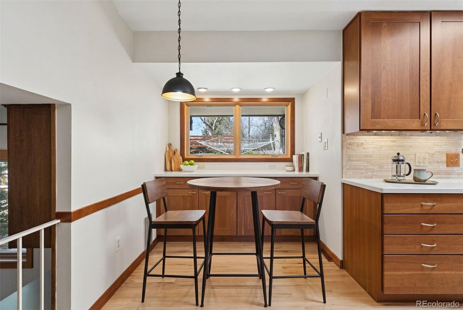 435 W Fremont Drive