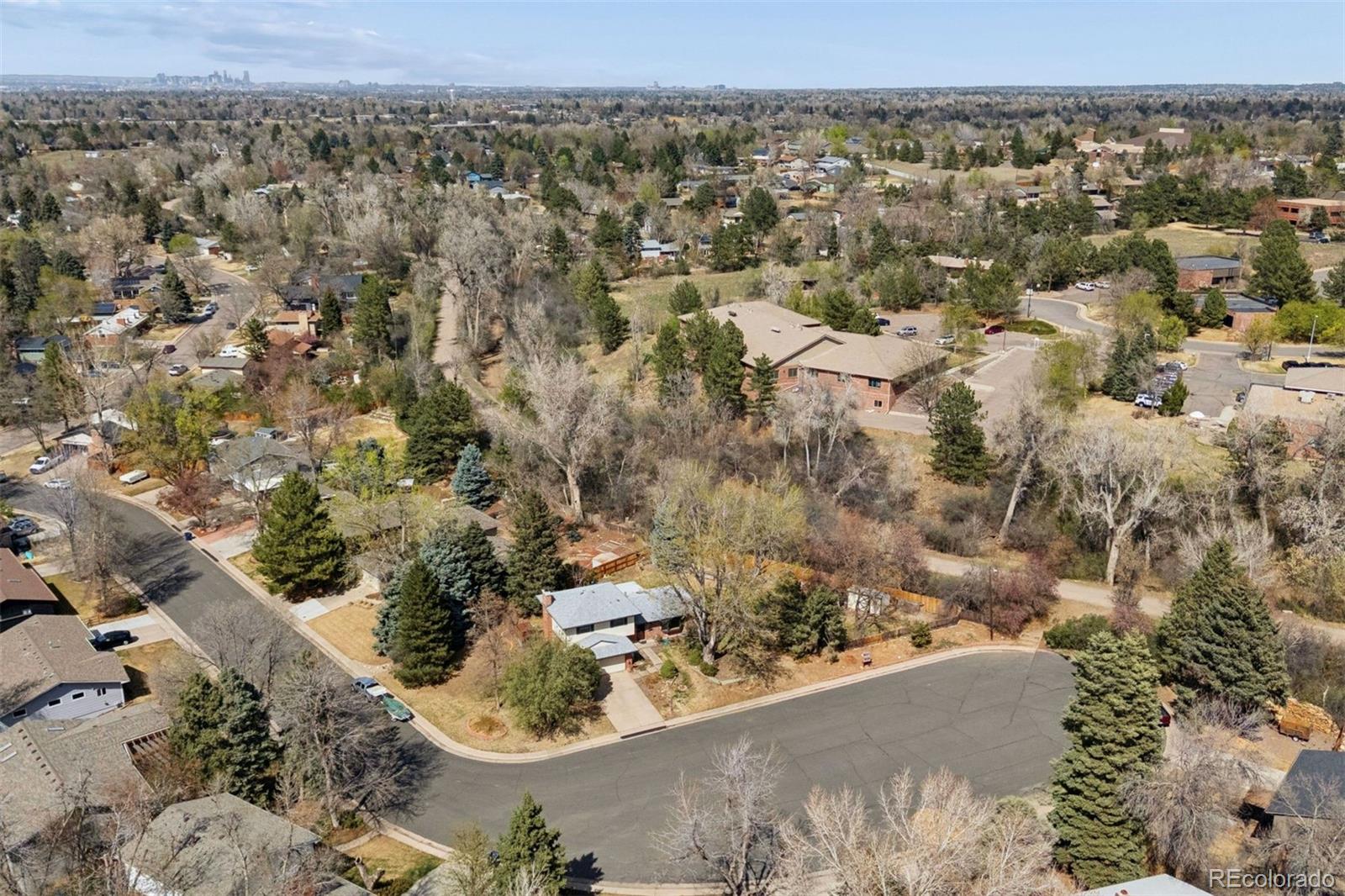 435 W Fremont Drive