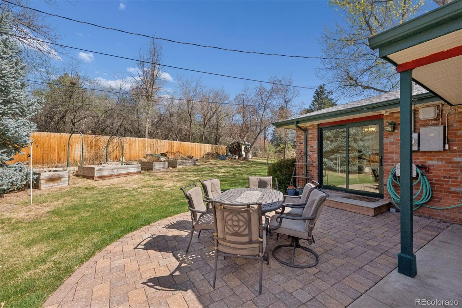 435 W Fremont Drive