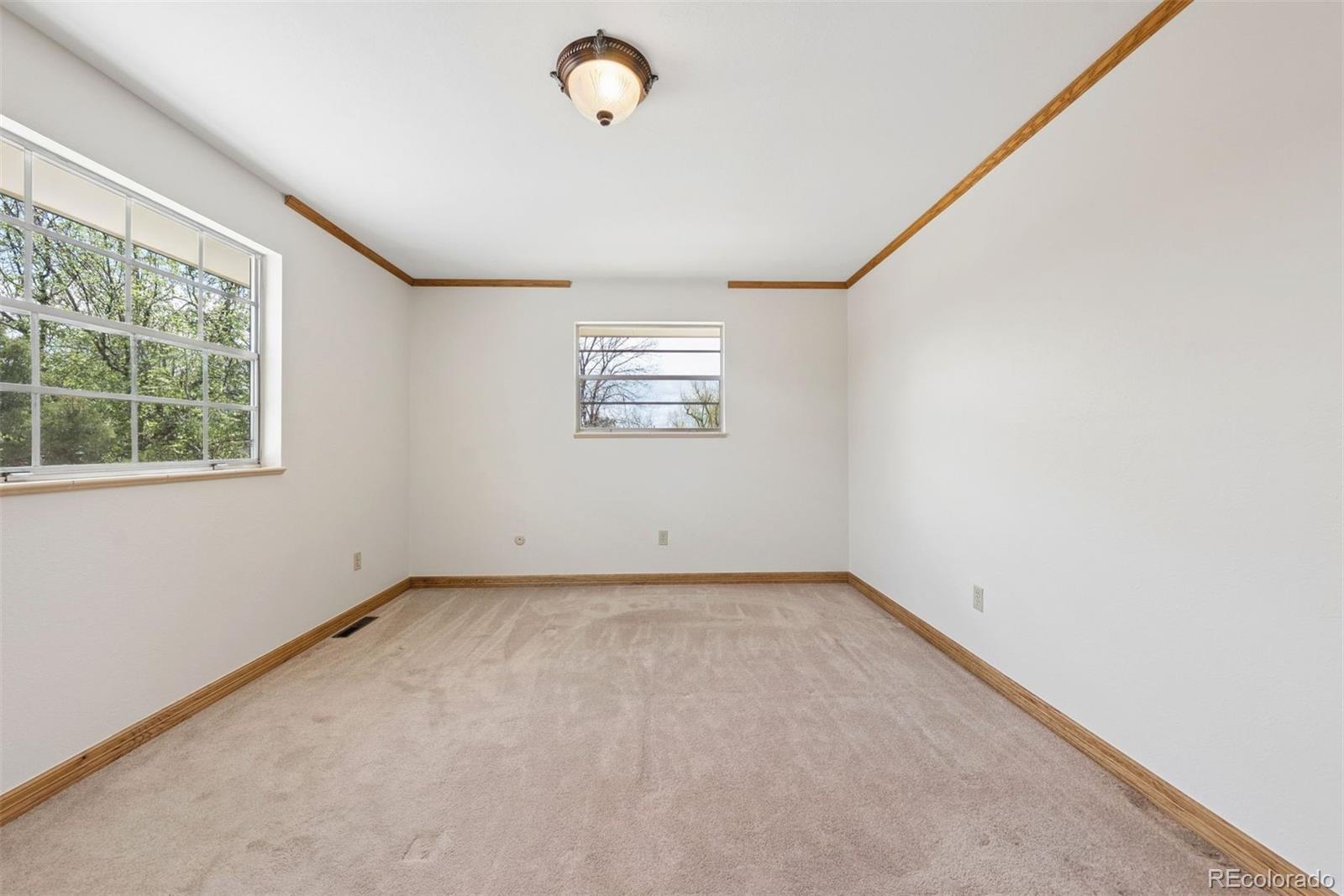 435 W Fremont Drive