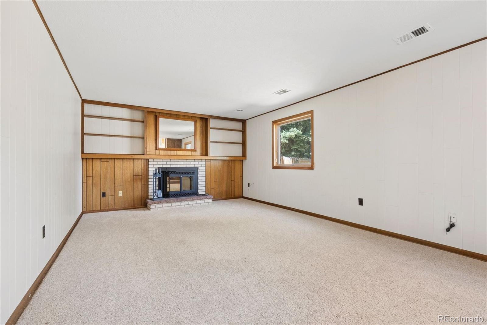 435 W Fremont Drive