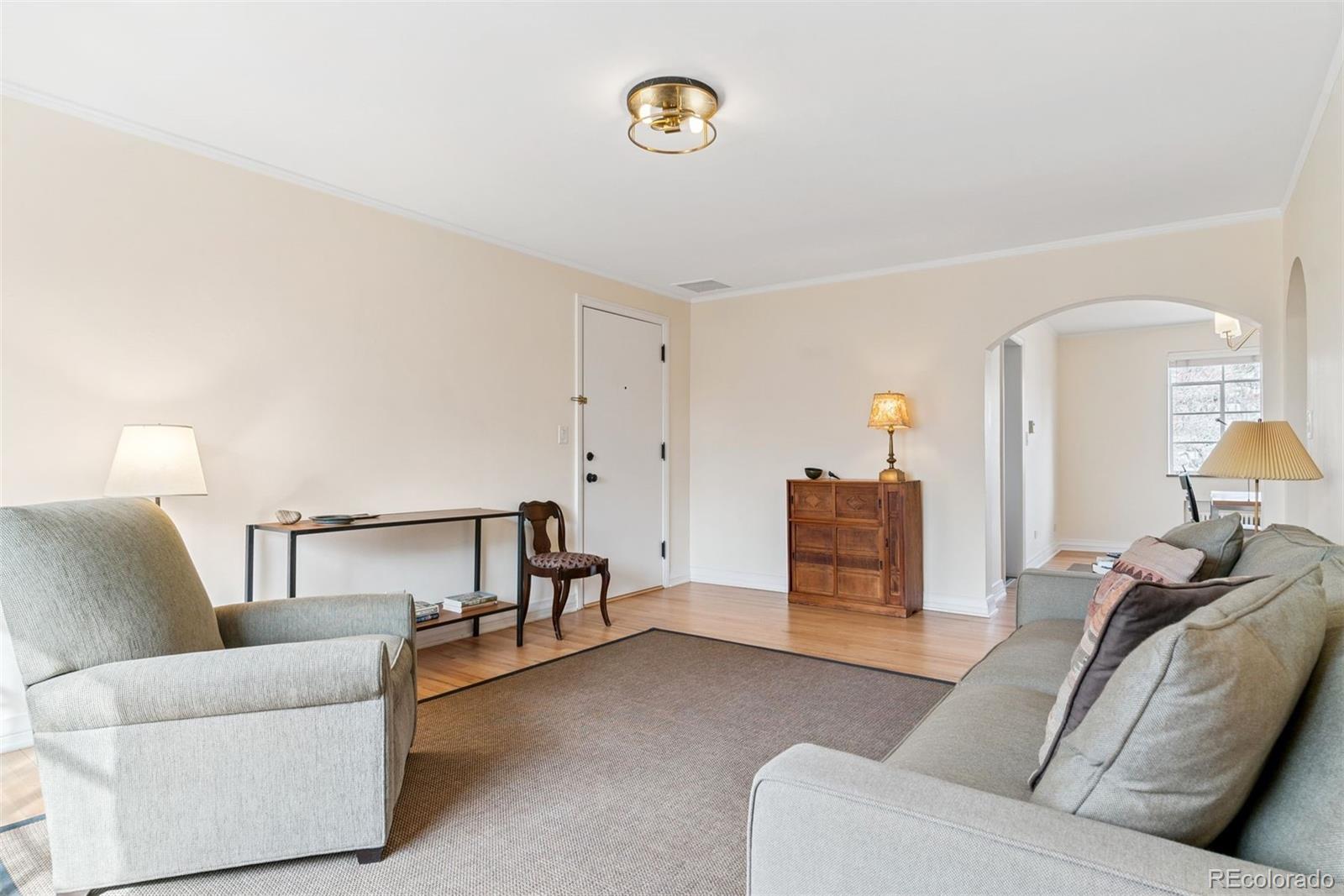 1321 E 10th Avenue Unit: 11