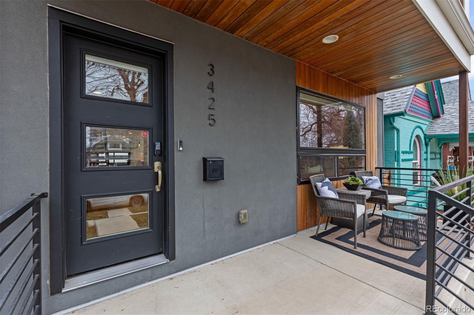 3425 W 33rd Avenue