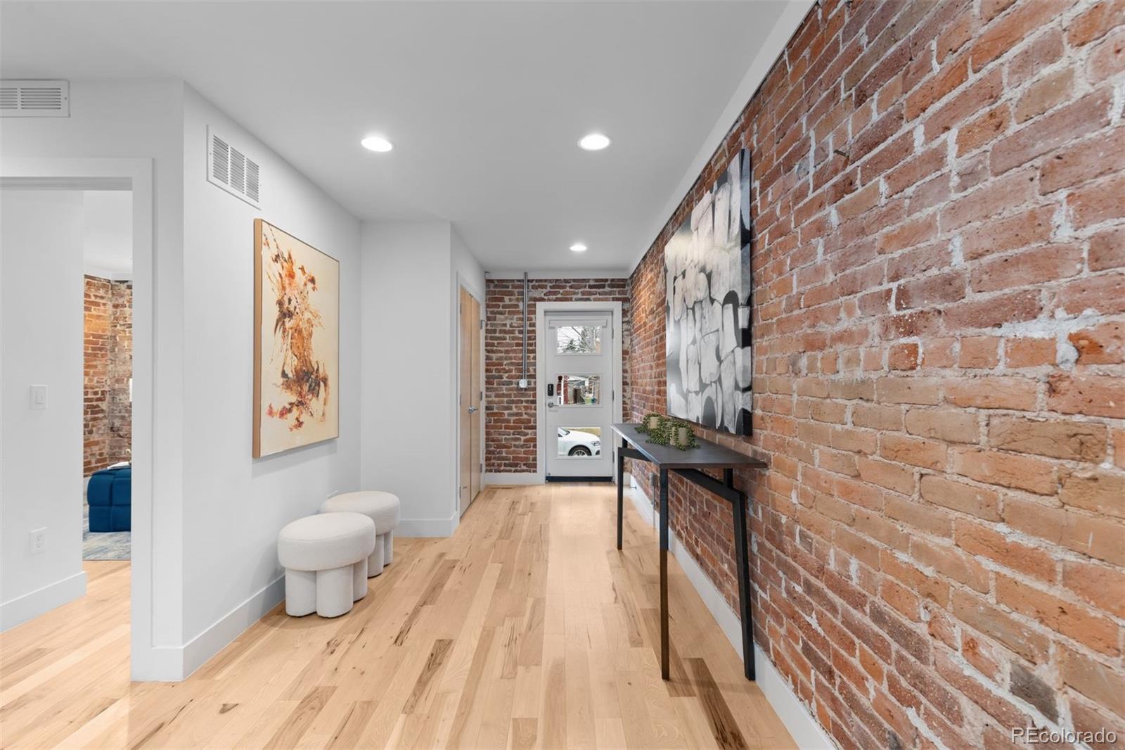 3425 W 33rd Avenue