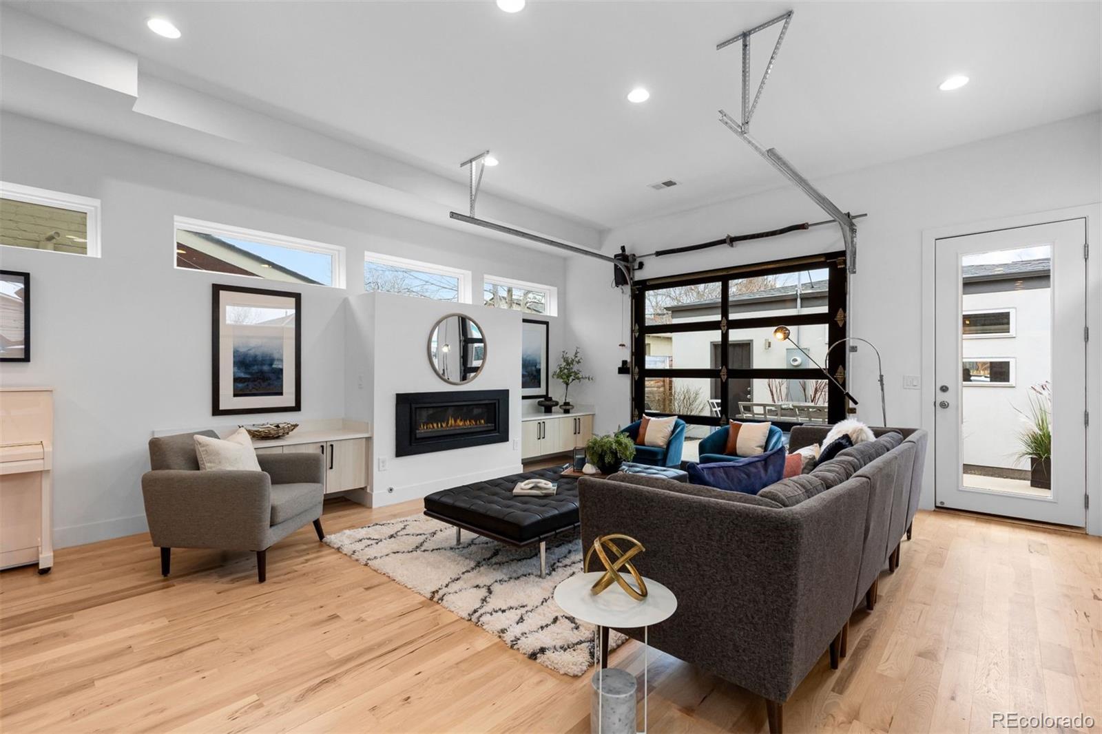 3425 W 33rd Avenue