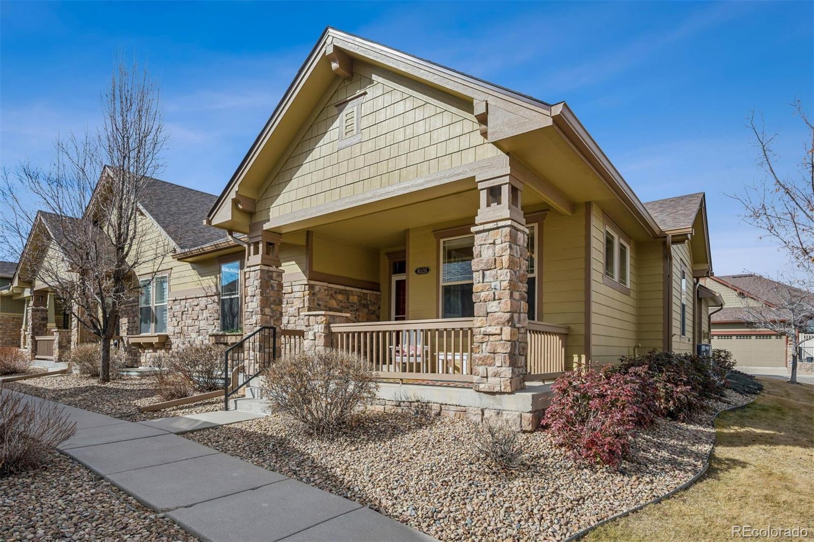 8526 W Quarles Place