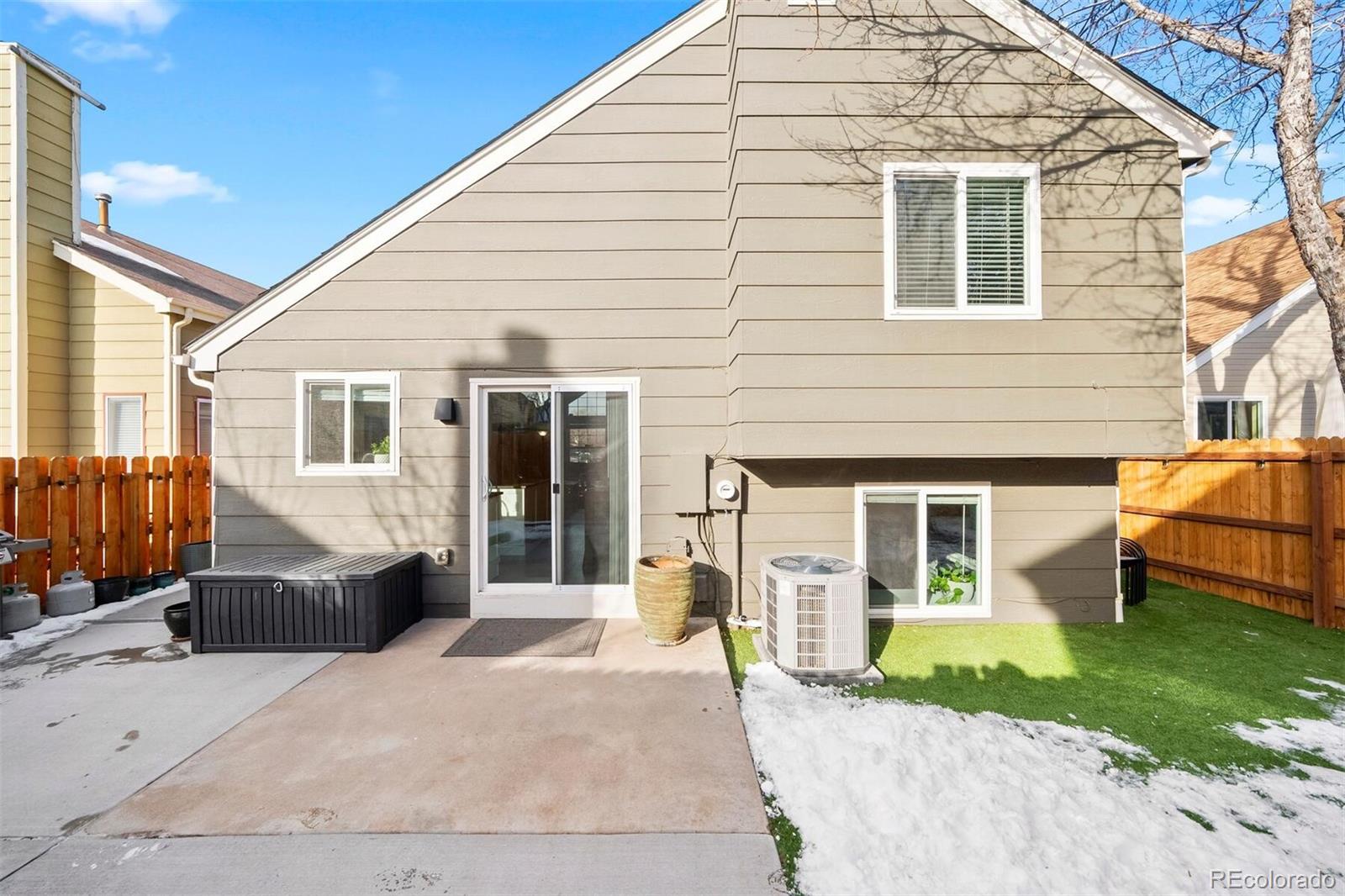 12844 W Cross Drive