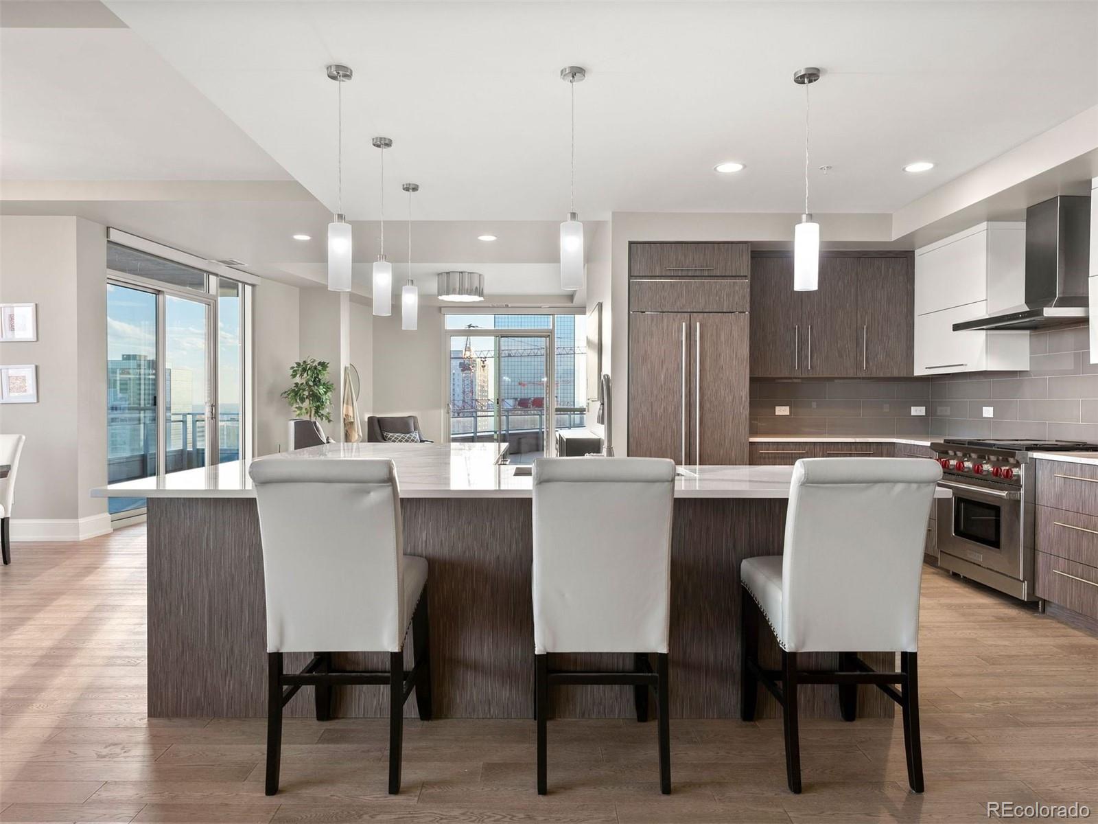 2001 Lincoln Street Unit: 2524L