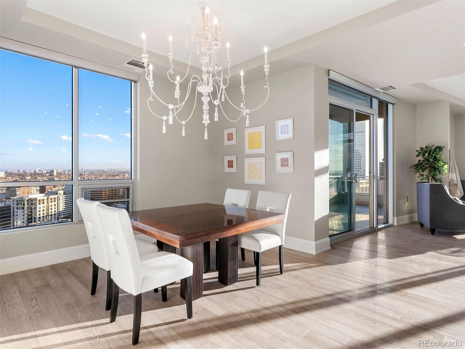 2001 Lincoln Street Unit: 2524L