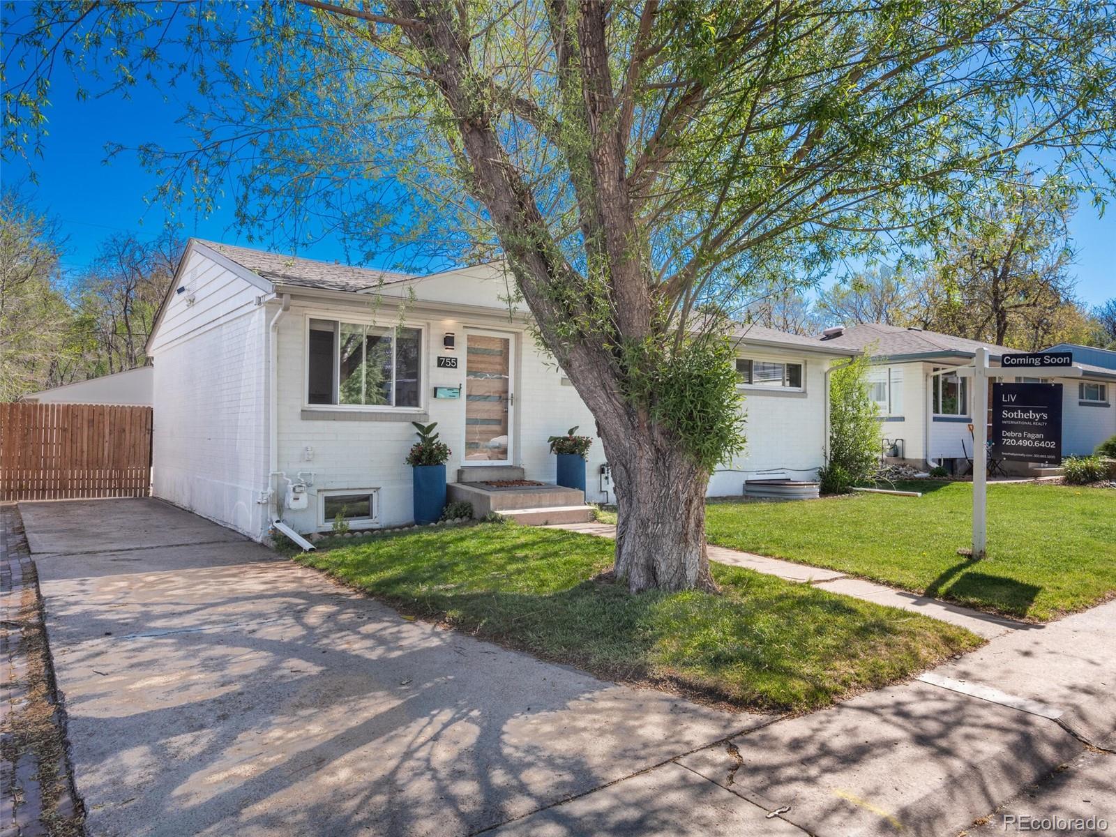 755 W Nassau Way