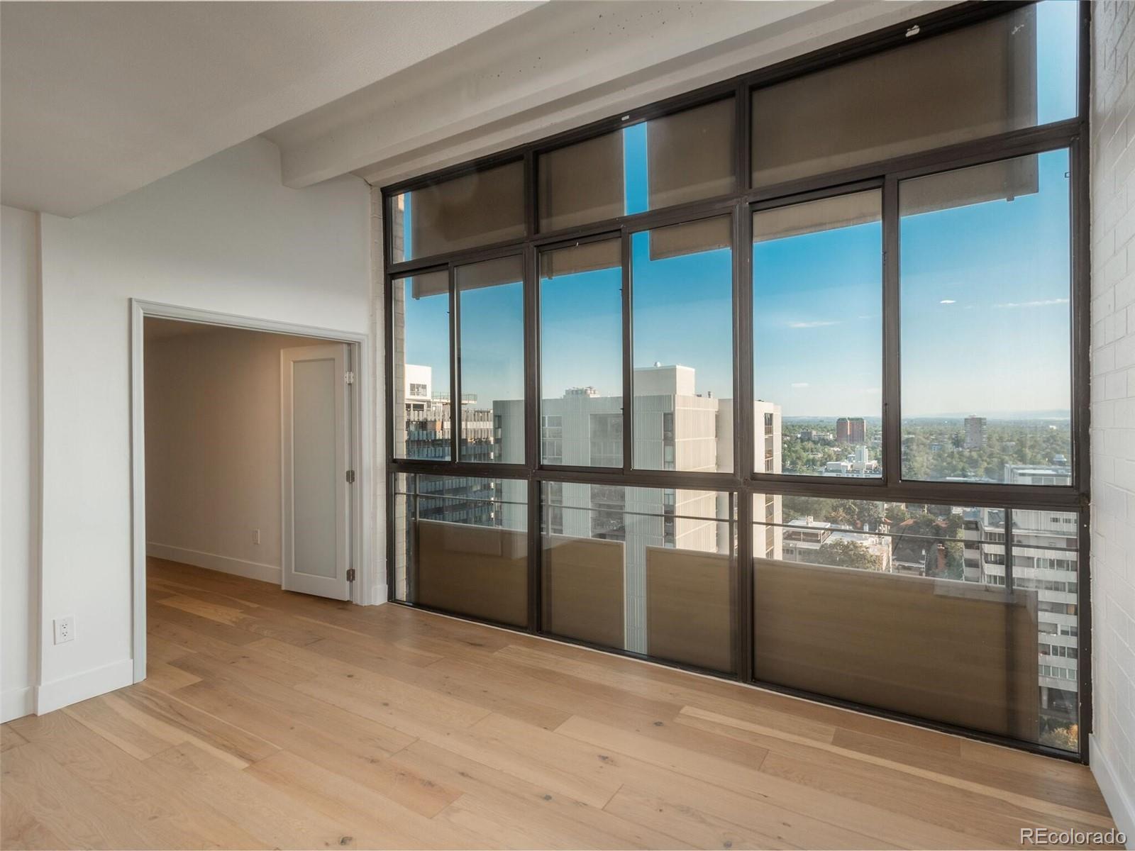 800 N Pearl Street Unit: 1205
