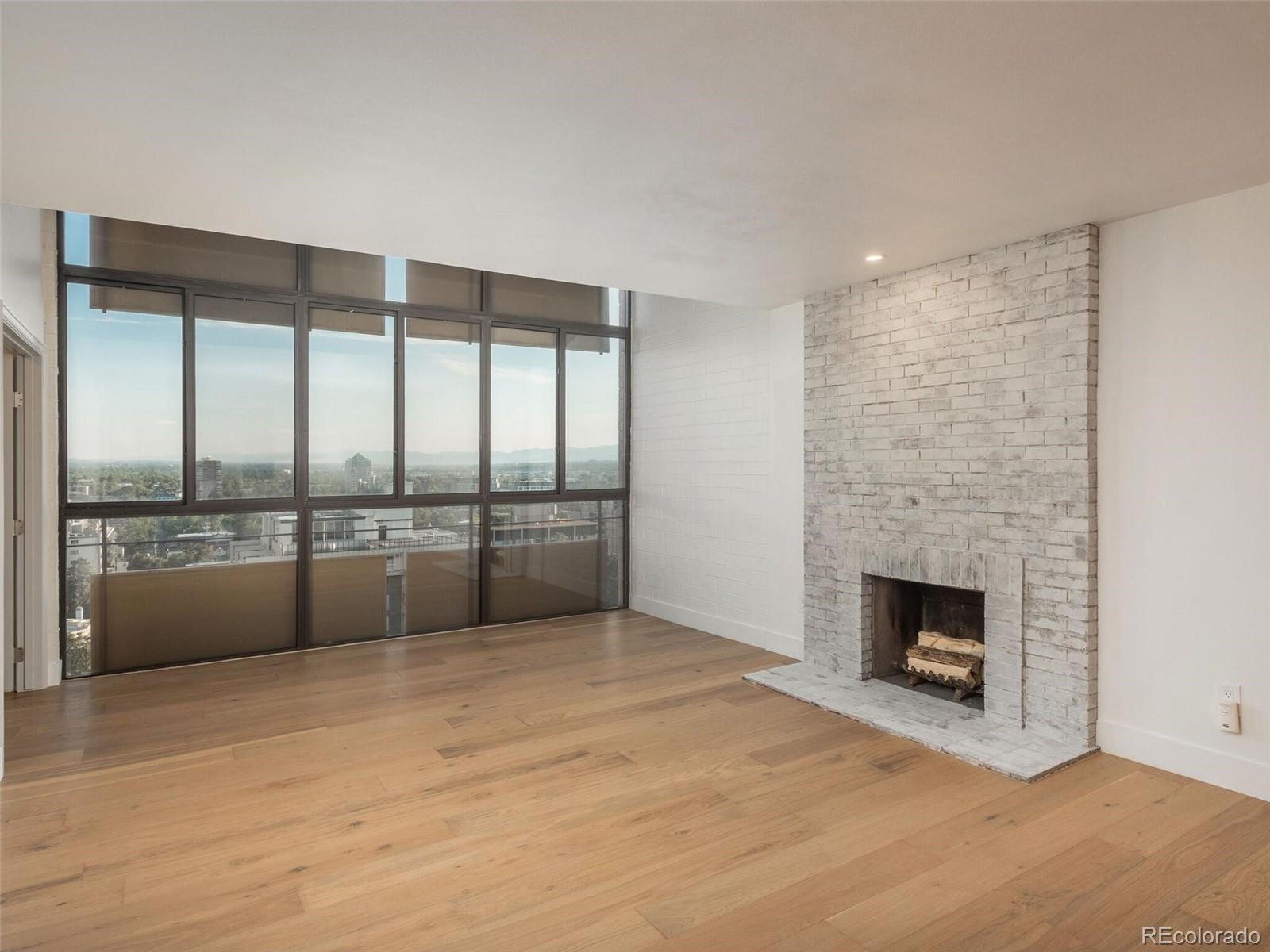 800 N Pearl Street Unit: 1205