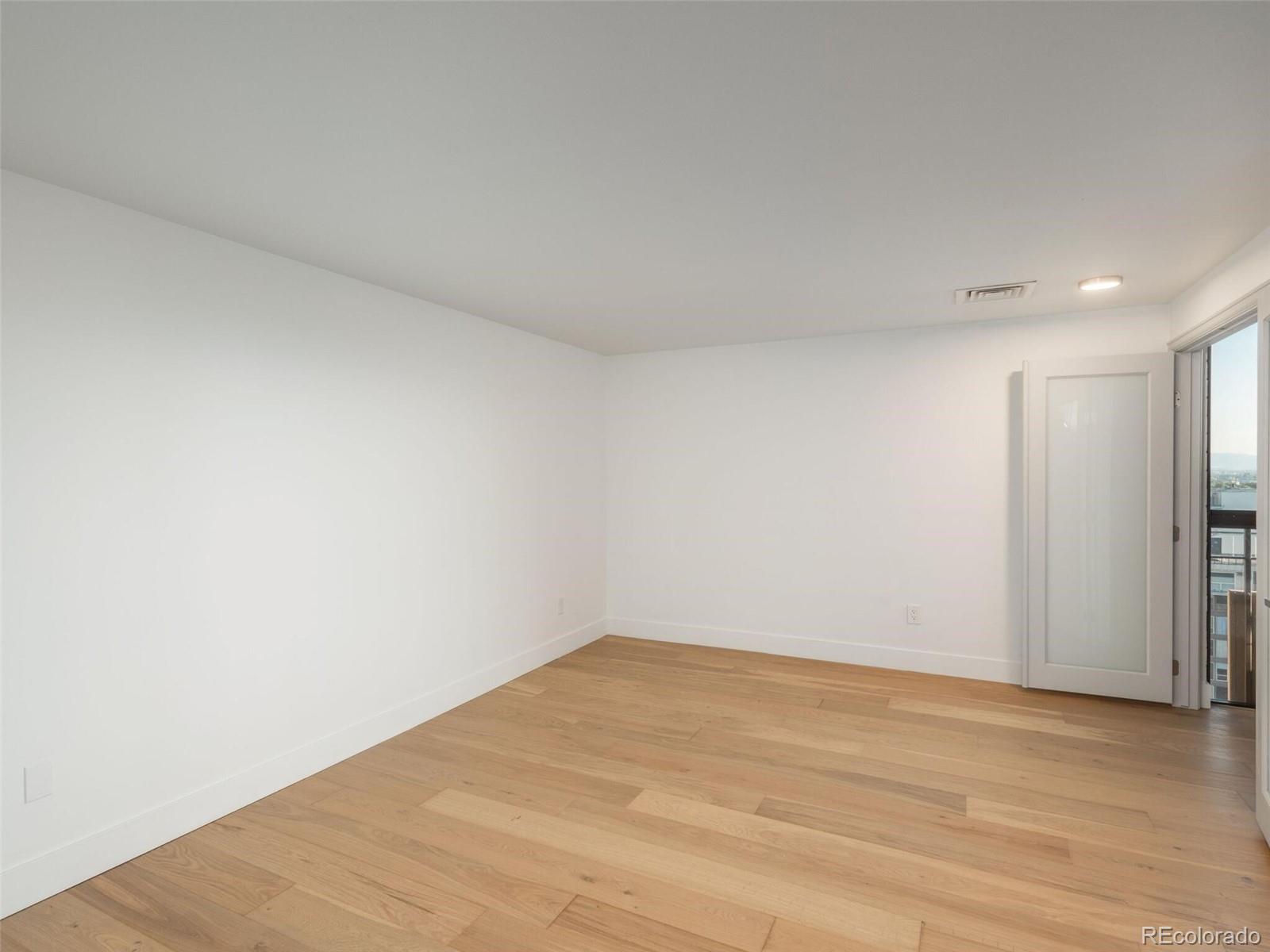800 N Pearl Street Unit: 1205