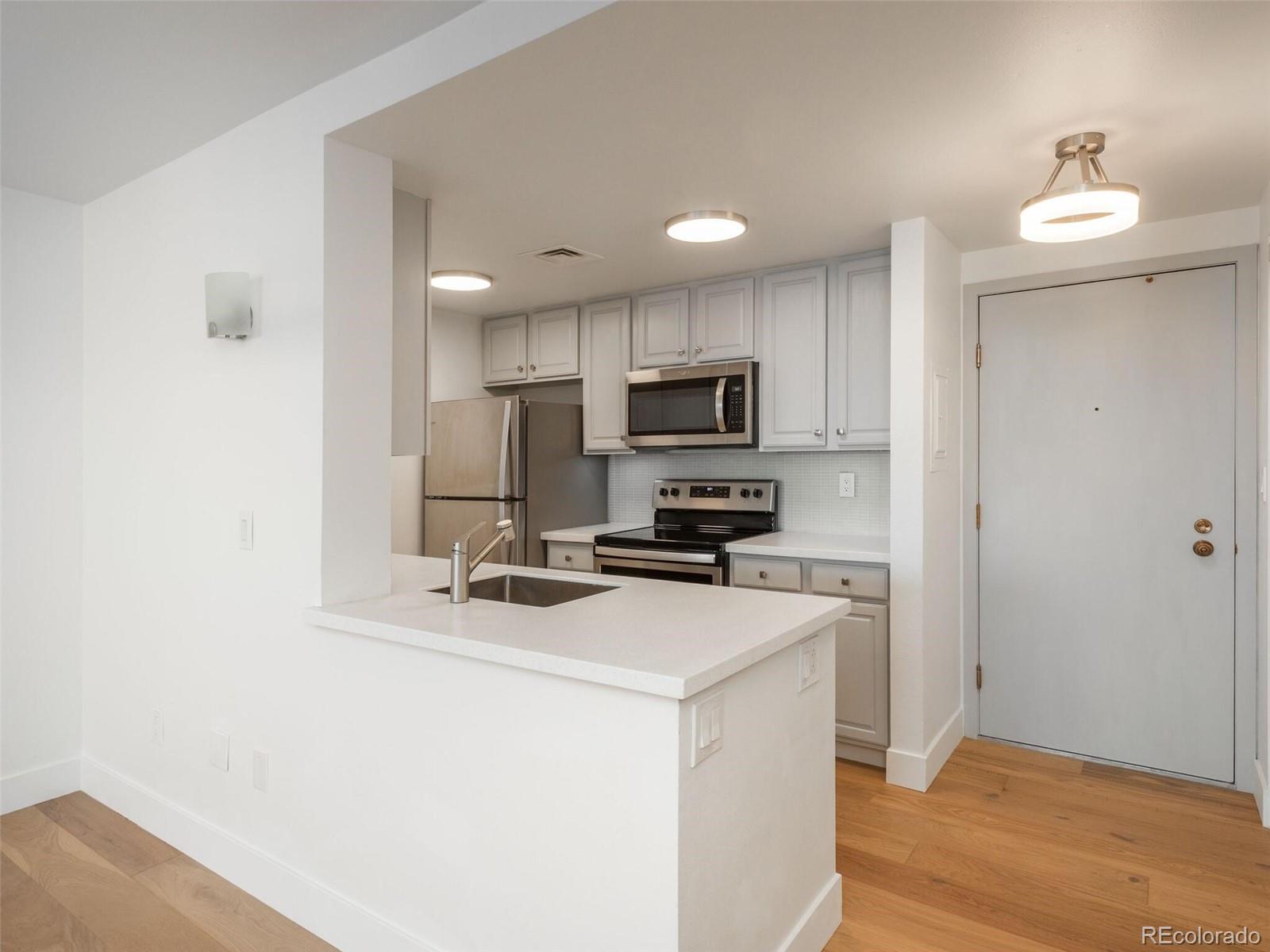 800 N Pearl Street Unit: 1205