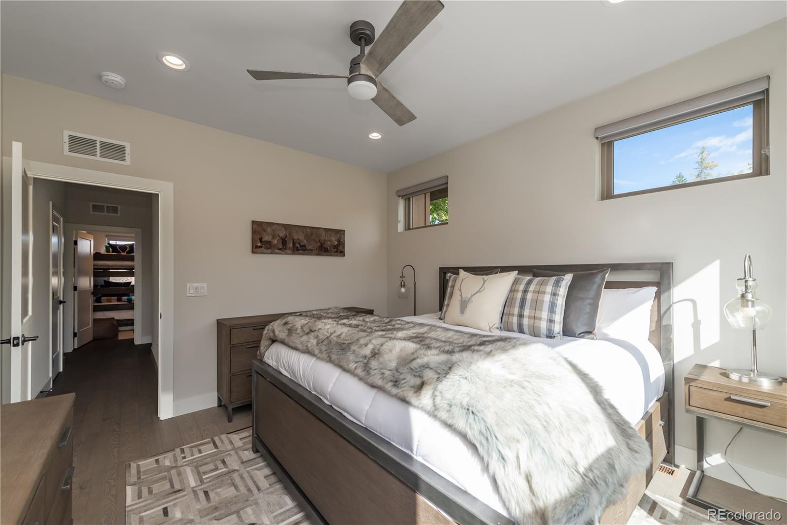 12 Stagecoach Way