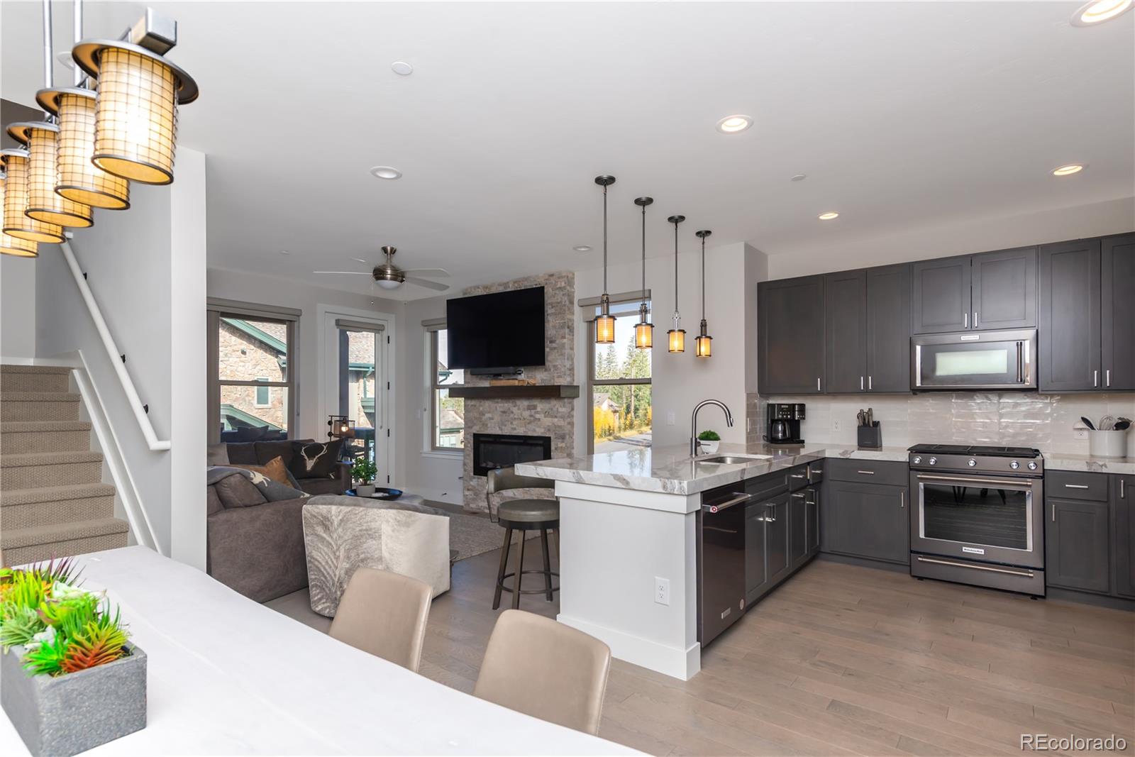 12 Stagecoach Way