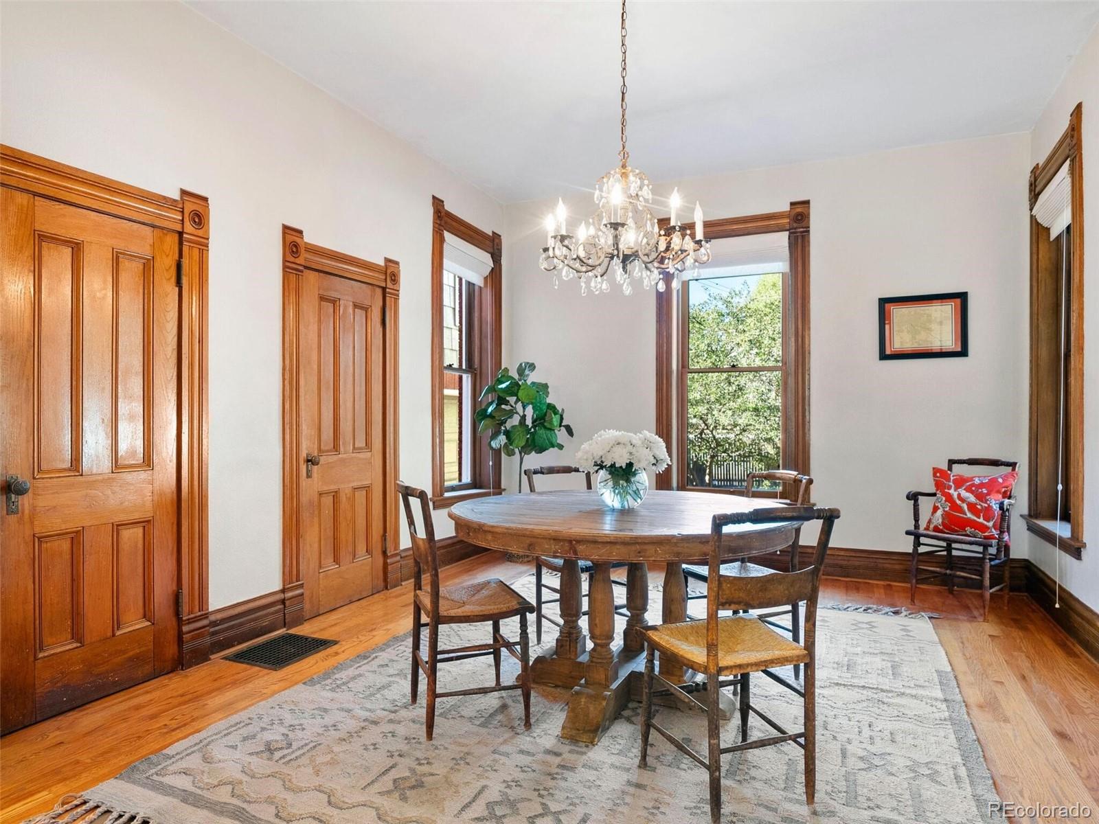 238 E Florida Avenue