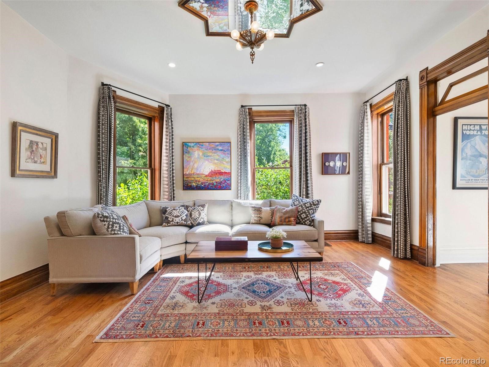 238 E Florida Avenue