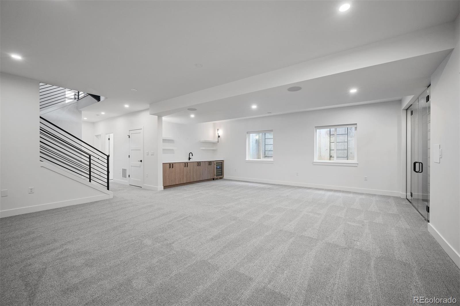 872 S Vine Street