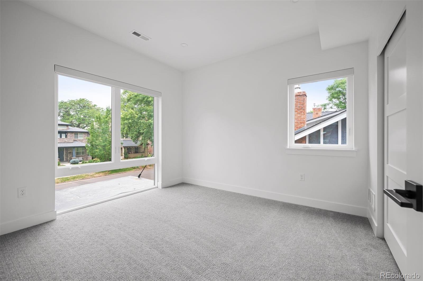 872 S Vine Street