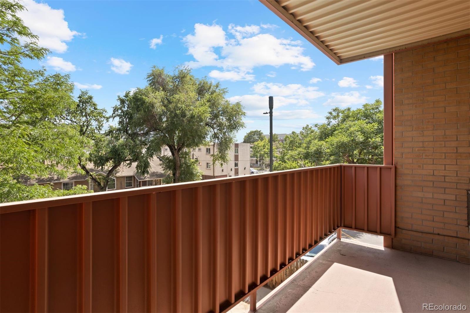 625 N Pennsylvania Street Unit: 312