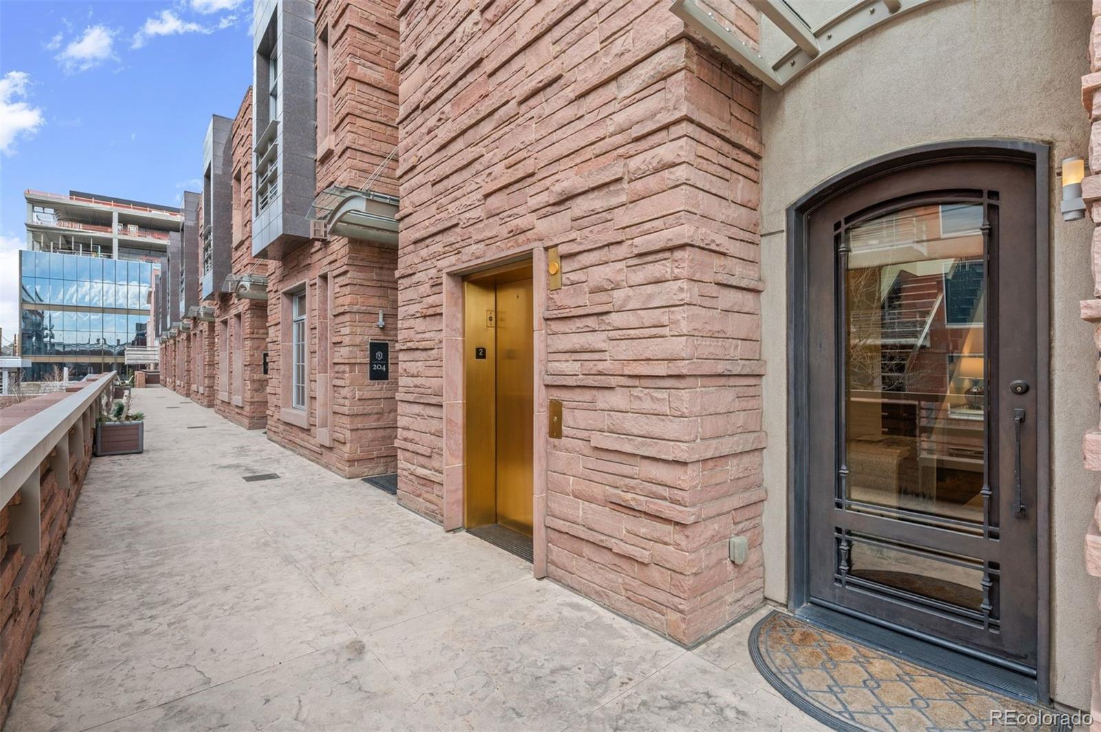 105 Fillmore Street Unit: 203