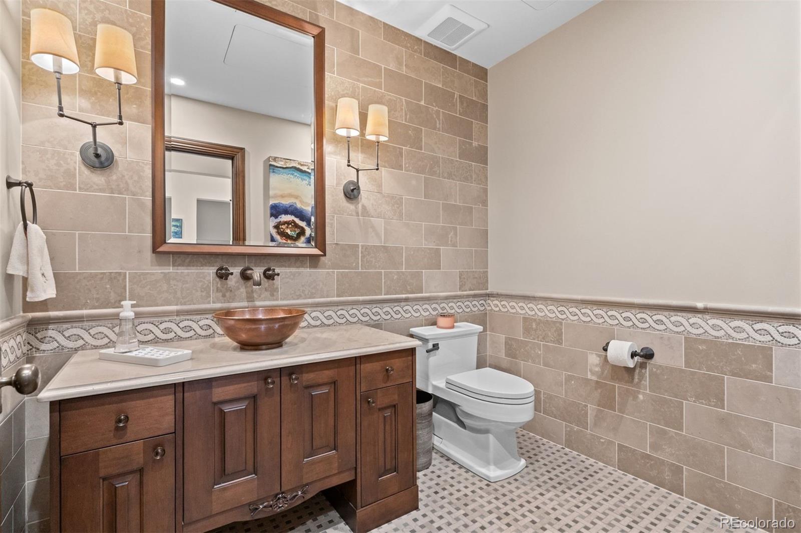 105 Fillmore Street Unit: 203