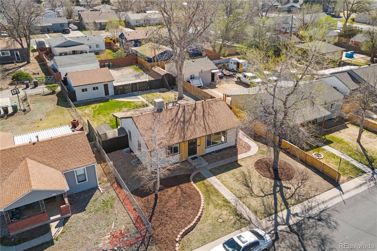 1240 S Winona Court