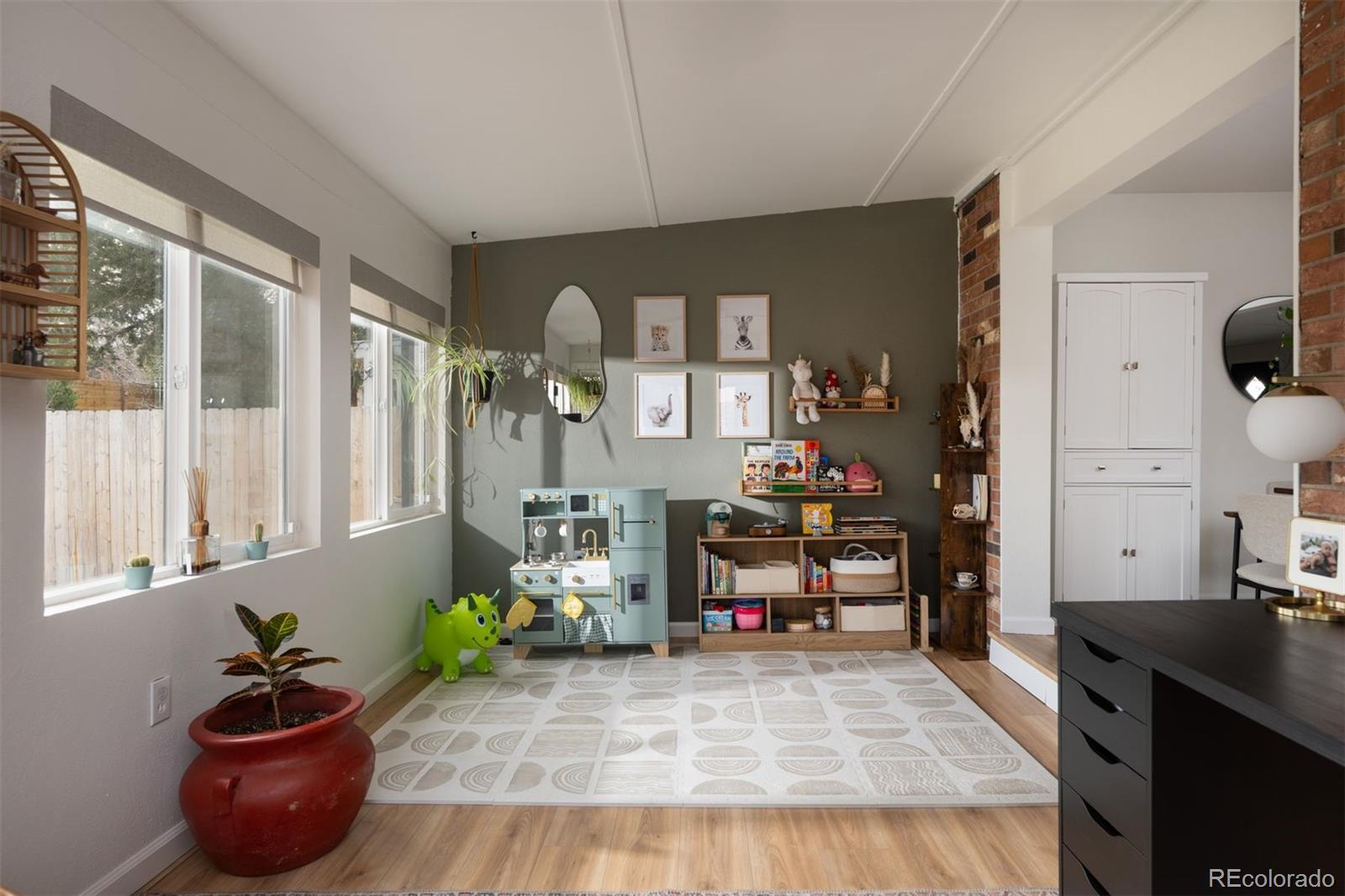 6924 E Montana Place