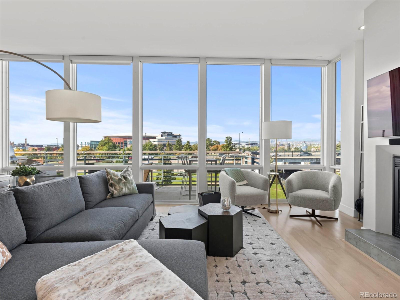 1401 Delgany Street Unit: 405