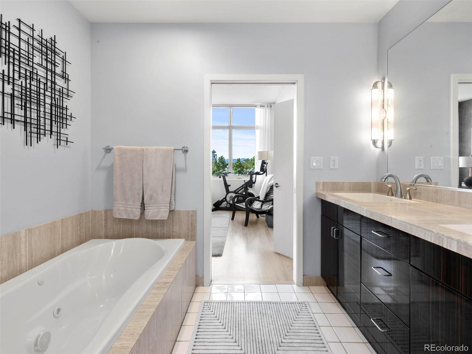 1401 Delgany Street Unit: 405