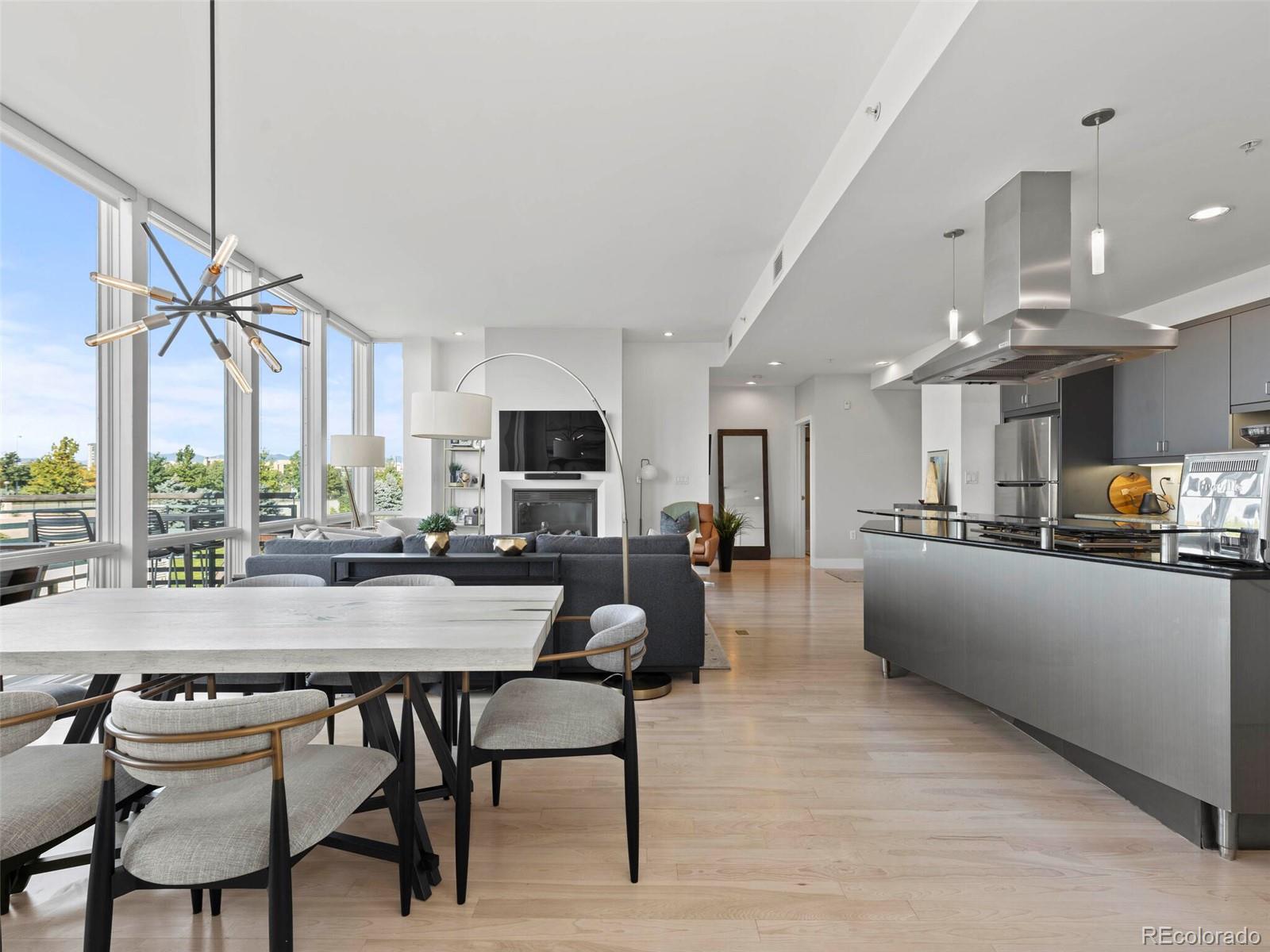 1401 Delgany Street Unit: 405