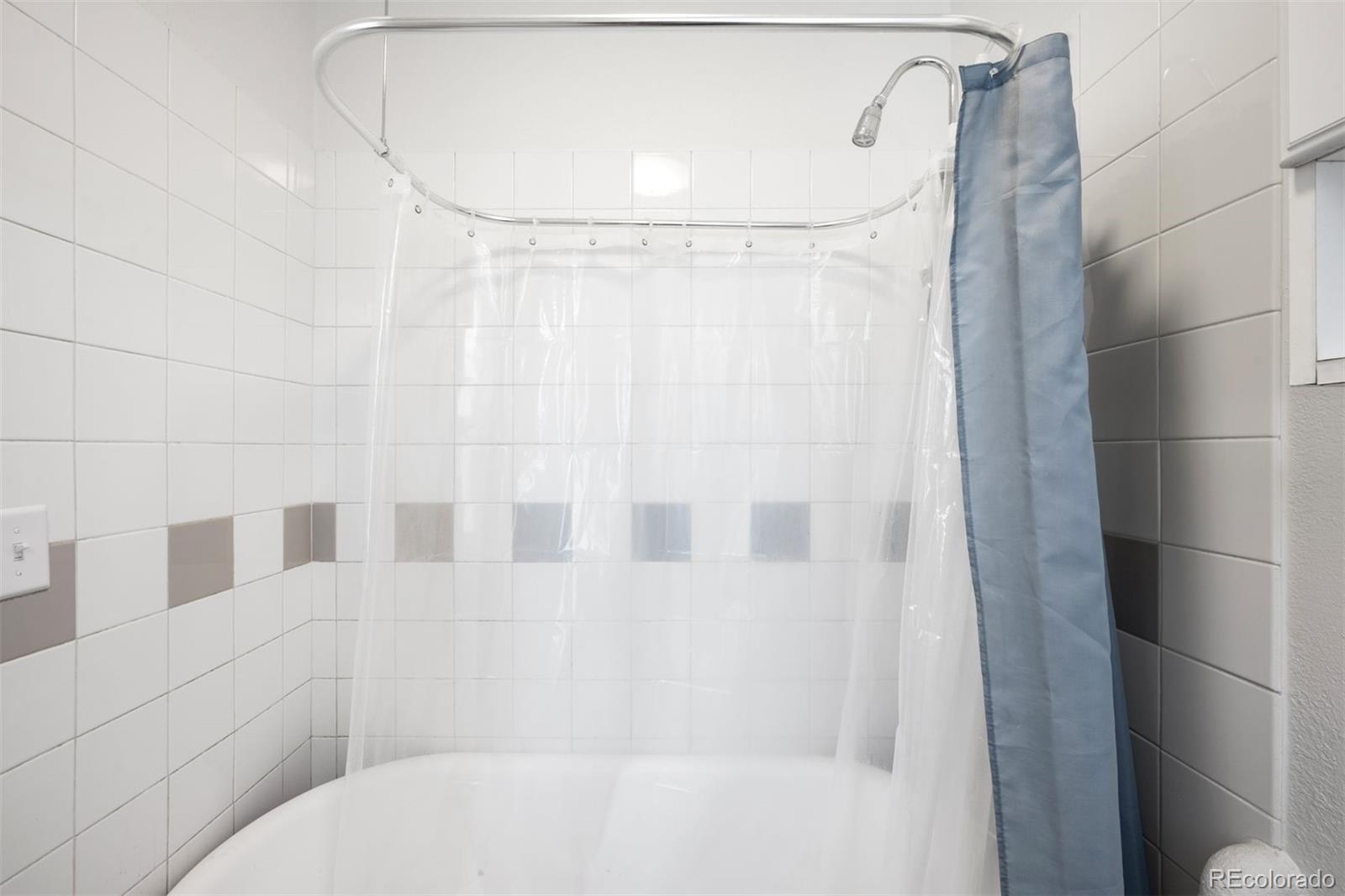 215 E 11th Avenue Unit: D5