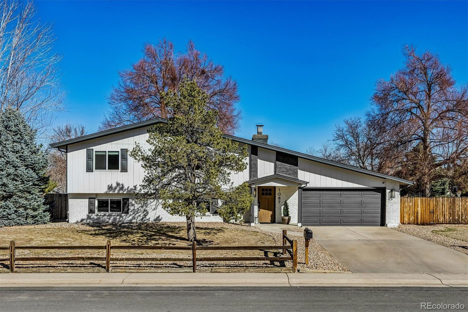 1087 E Geddes Avenue