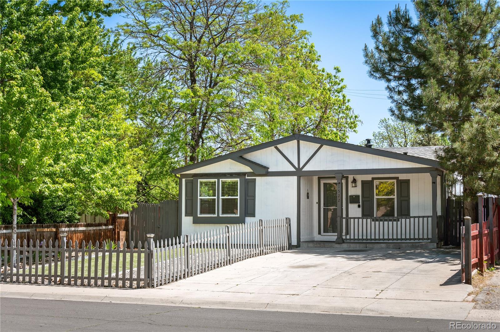 1522 Willow Street