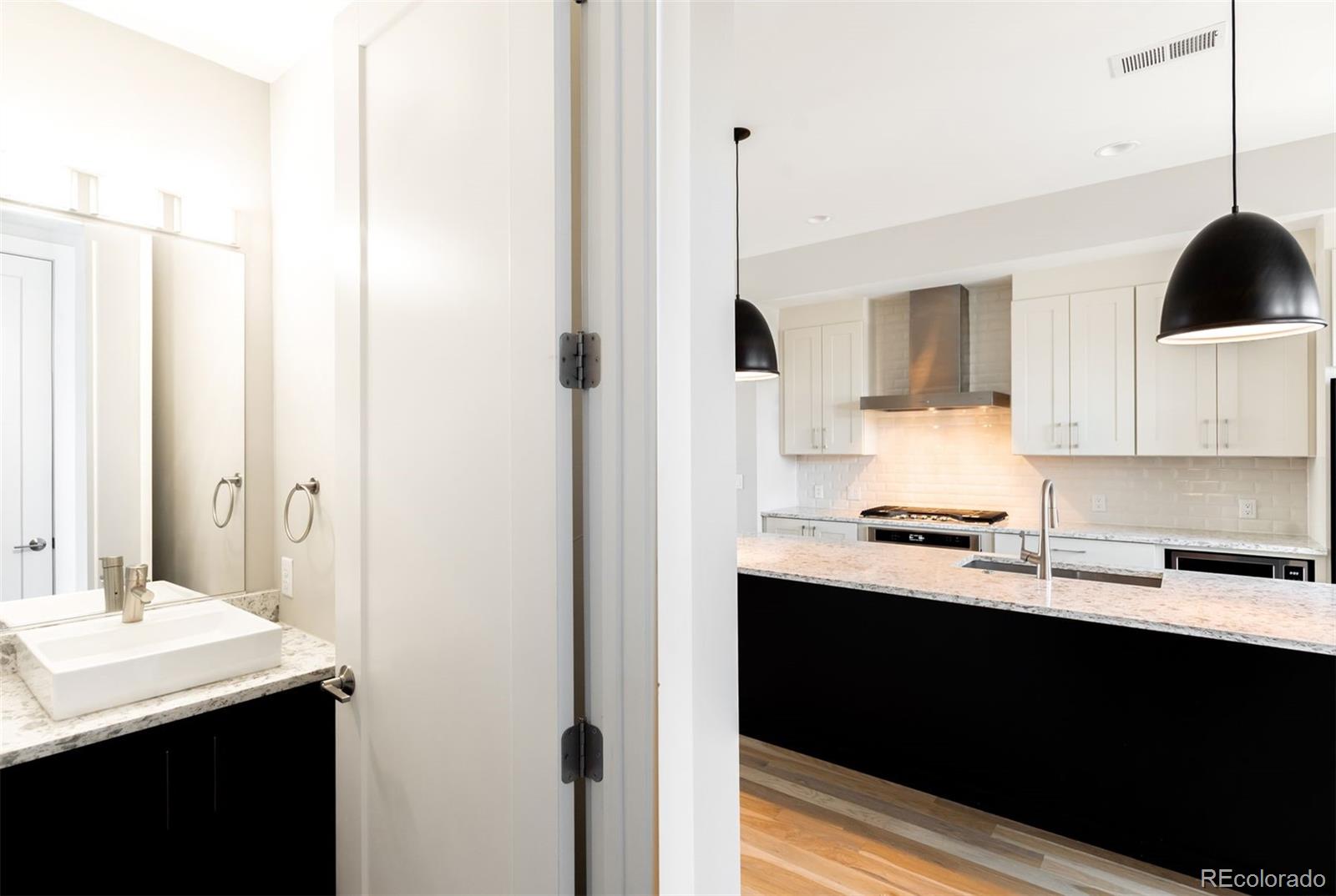 6825 E Lowry Boulevard