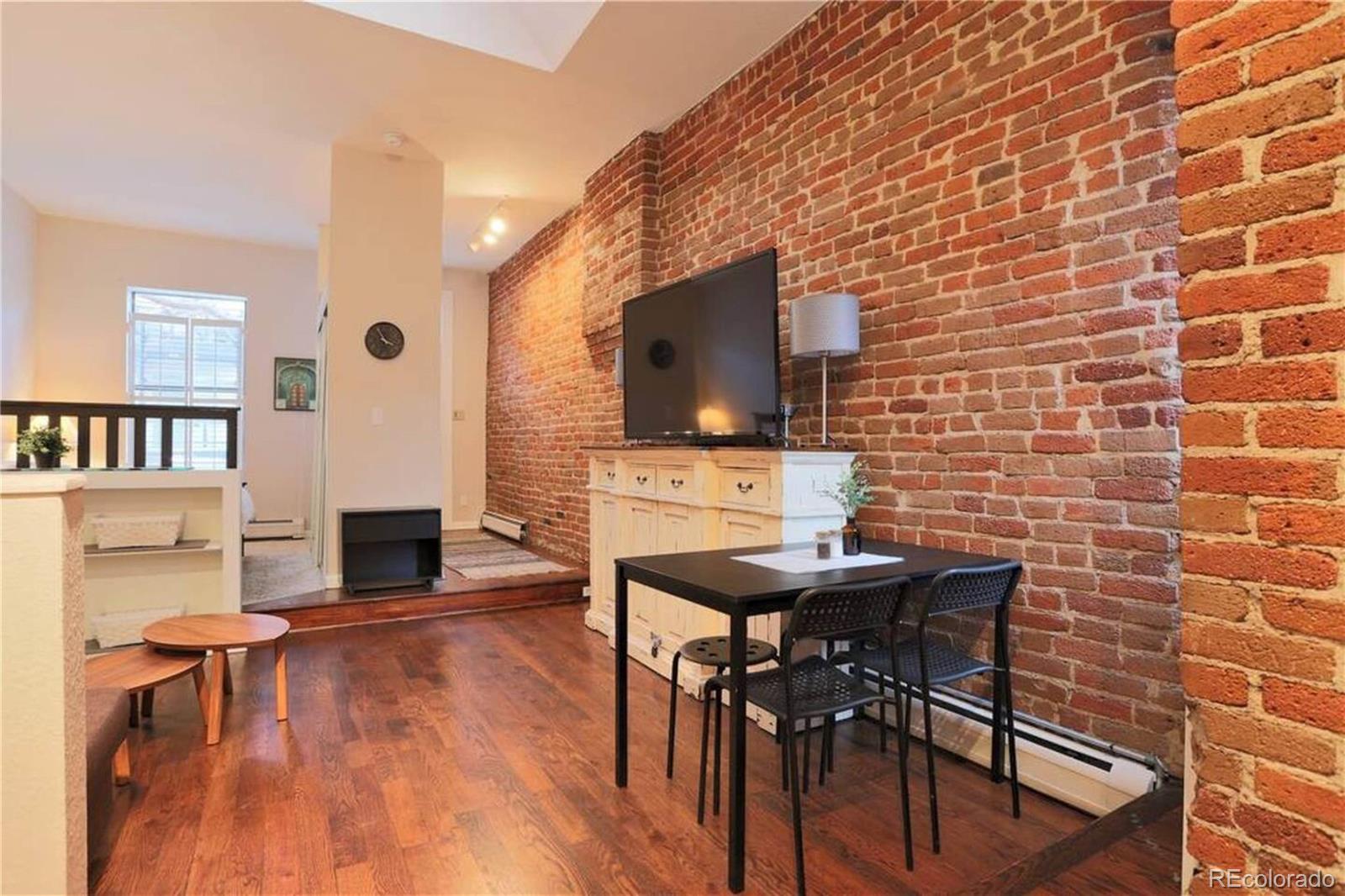2520 Kensing Court